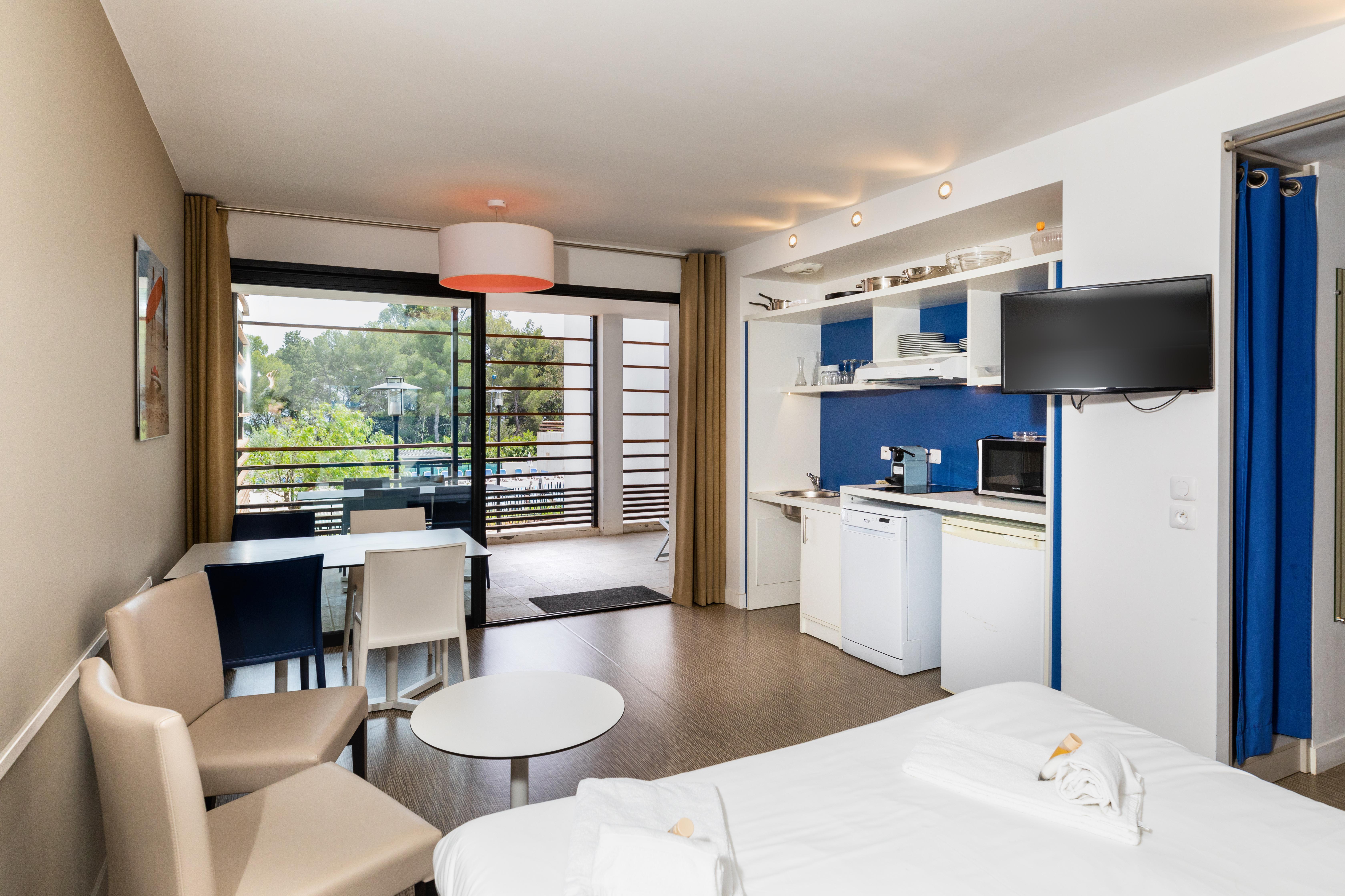 Sowell Family Riviera Hotel Saint-Raphael  Bagian luar foto