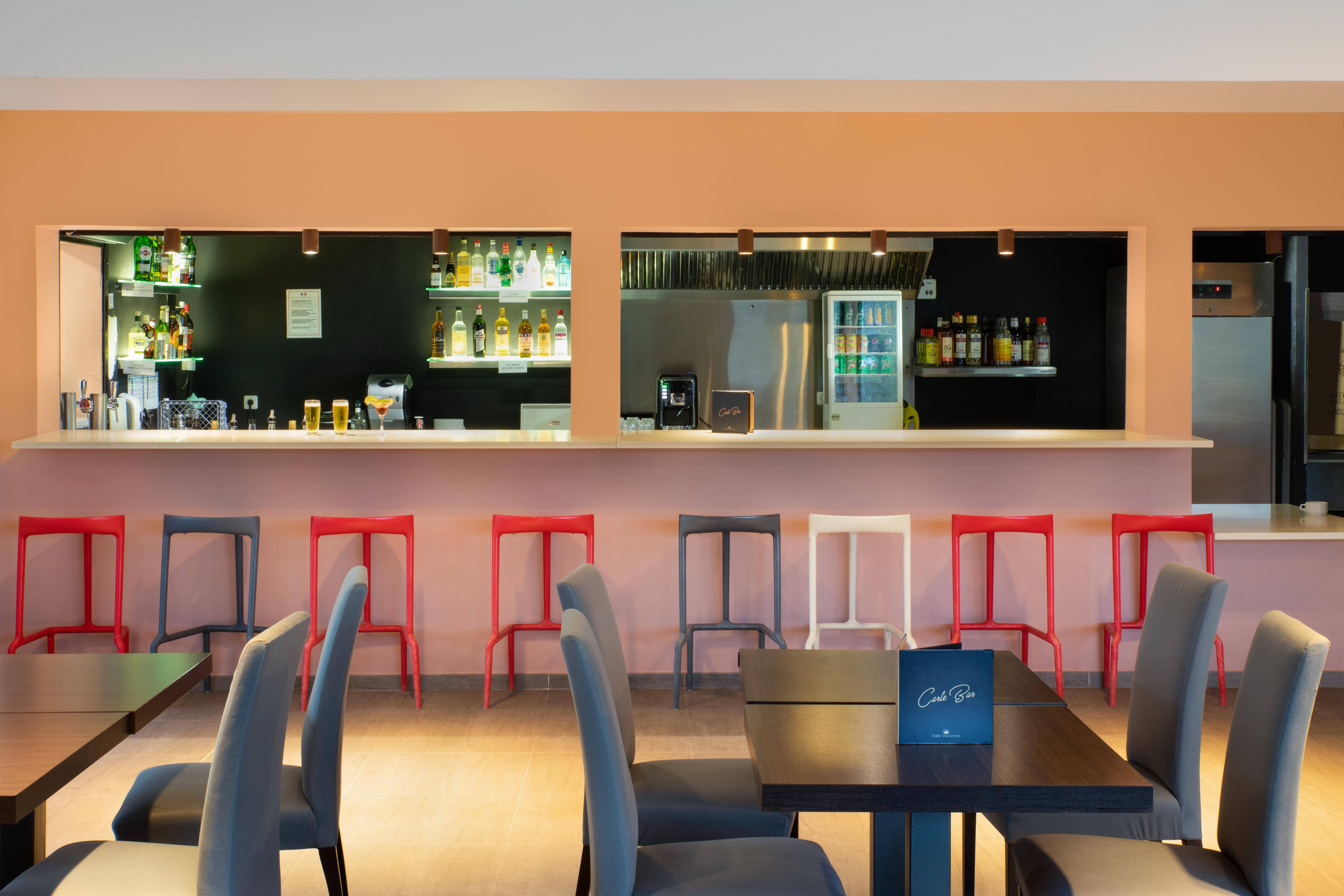 Sowell Family Riviera Hotel Saint-Raphael  Bagian luar foto