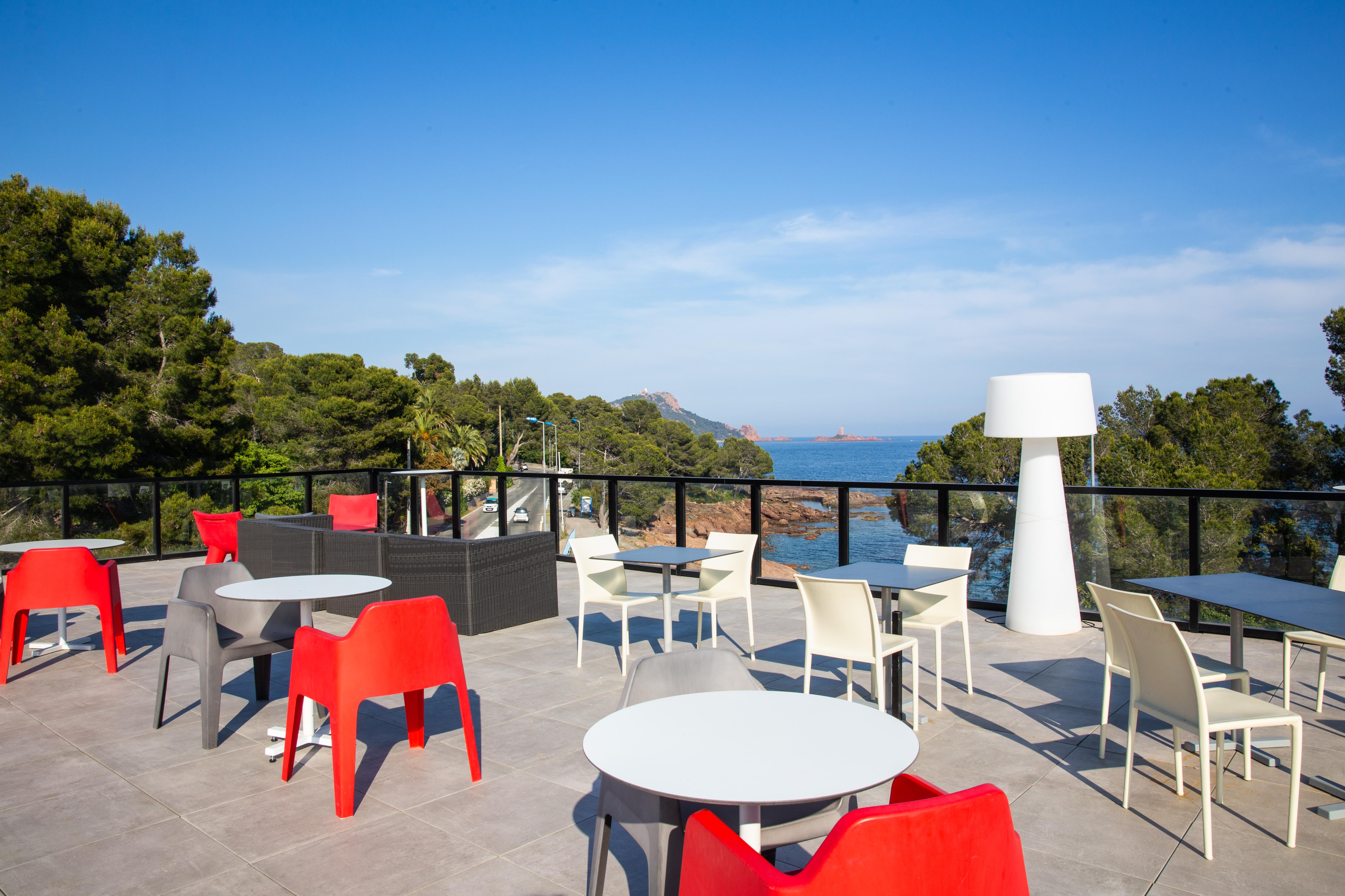 Sowell Family Riviera Hotel Saint-Raphael  Bagian luar foto