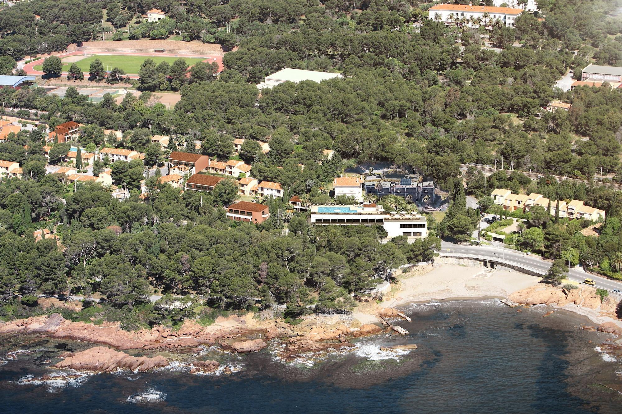 Sowell Family Riviera Hotel Saint-Raphael  Bagian luar foto